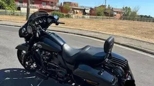 Harley-Davidson 114 Street Glide Special (2019 - 20) - FLHXS  (9)