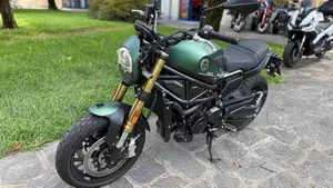 Benelli Leoncino 800 (2022 - 26)  (2)