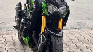 Kawasaki Z 900 SE (2022 - 24)  (4)