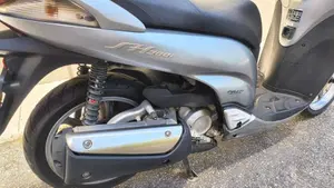 Honda SH 300 i (2006 - 10)  (4)