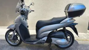 Honda SH 300 i (2006 - 10)  (2)
