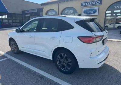Ford Kuga 2.0 EcoBlue 120CV aut. AWD ST-Line X (4)