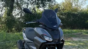 Aprilia SR GT 125 (2025 - 26)  (3)
