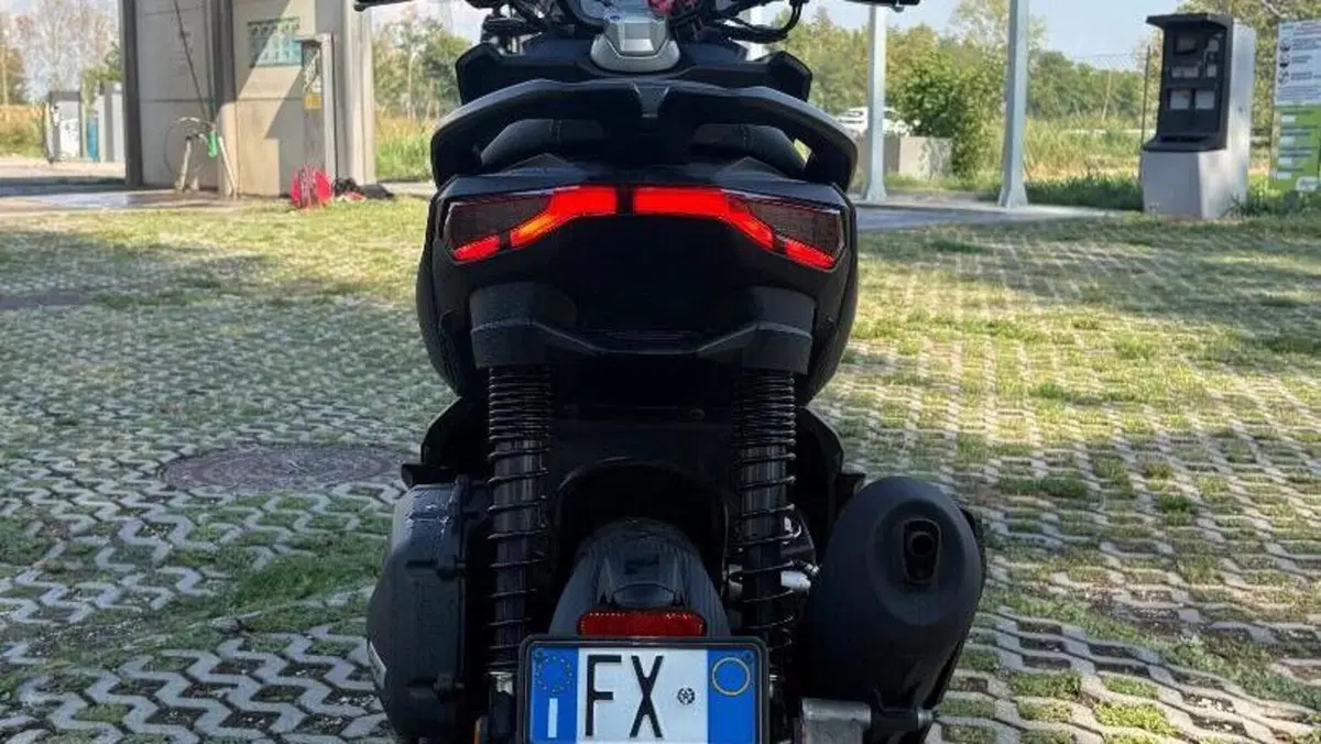 Aprilia SR GT 125 (2025 - 26)  (4)