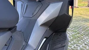 Aprilia SR GT 125 (2025 - 26)  (9)