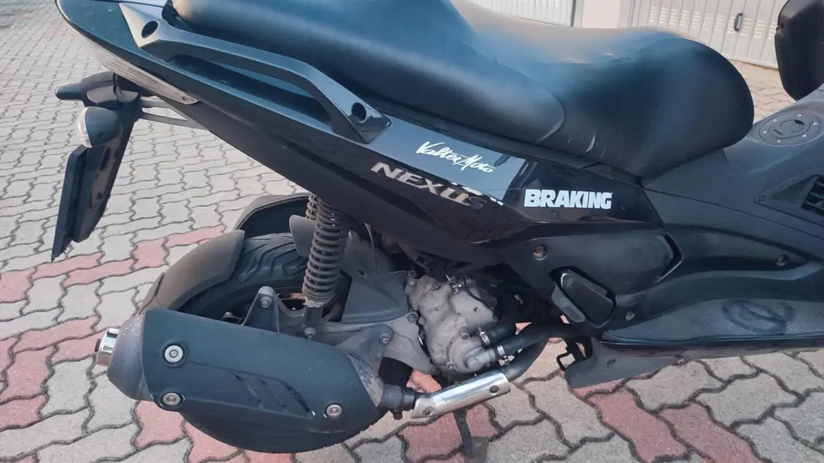 Gilera Nexus 300 (2007 - 13)  (10)