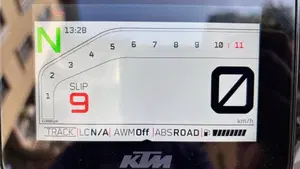 KTM 1290 Super Duke R EVO (2022 - 23)  (9)