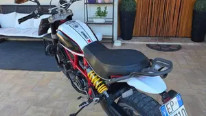 Ducati Scrambler 800 Desert Sled (2017 - 20)  (5)