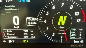 Ducati Multistrada V4 (2021 - 24)  (3)