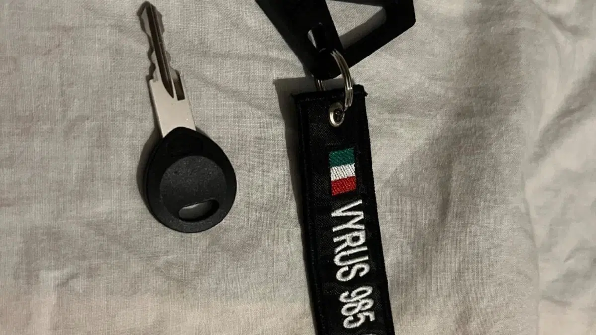 Vyrus 985 C3 4v (2012 - 20)  (19)