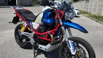 Moto Guzzi V85 TT Evocative Graphics (2021 - 23) usata