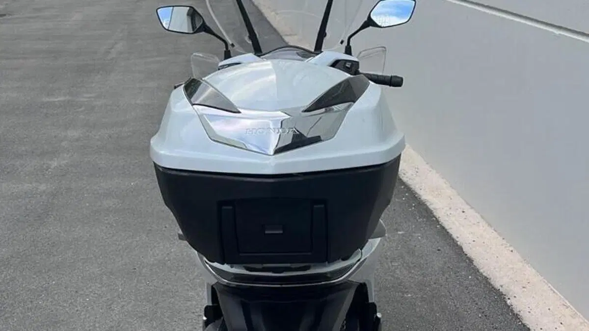 Honda SH 150i (2020 - 23)  (9)
