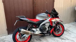 Aprilia Tuono 660 (2021 - 25)  (2)