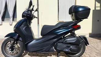 Piaggio Beverly 400 S ABS-ASR (2021 - 24) usata