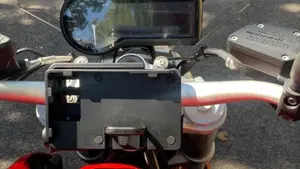 Bmw R 1200 R (2017 - 18)  (4)