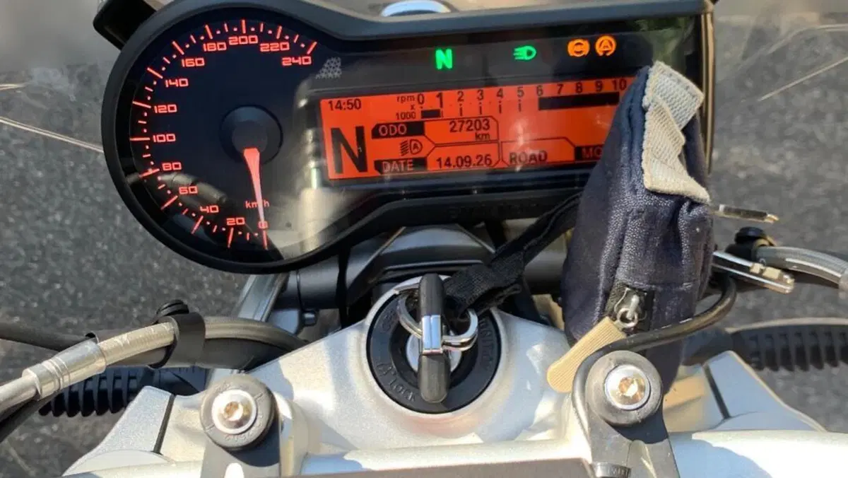 Bmw R 1200 R (2017 - 18)  (7)