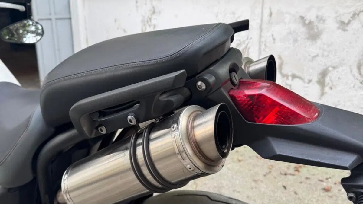 Yamaha MT-03 (2006 - 14)  (3)