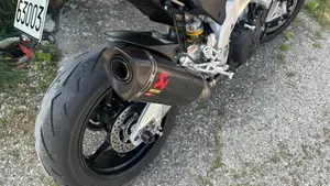 Aprilia Tuono V4 RR (2017 - 18)  (3)