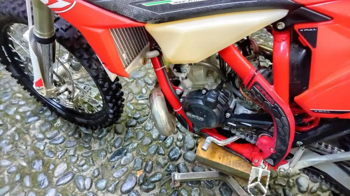 Betamotor RR 200 2T Enduro (2023)  (4)