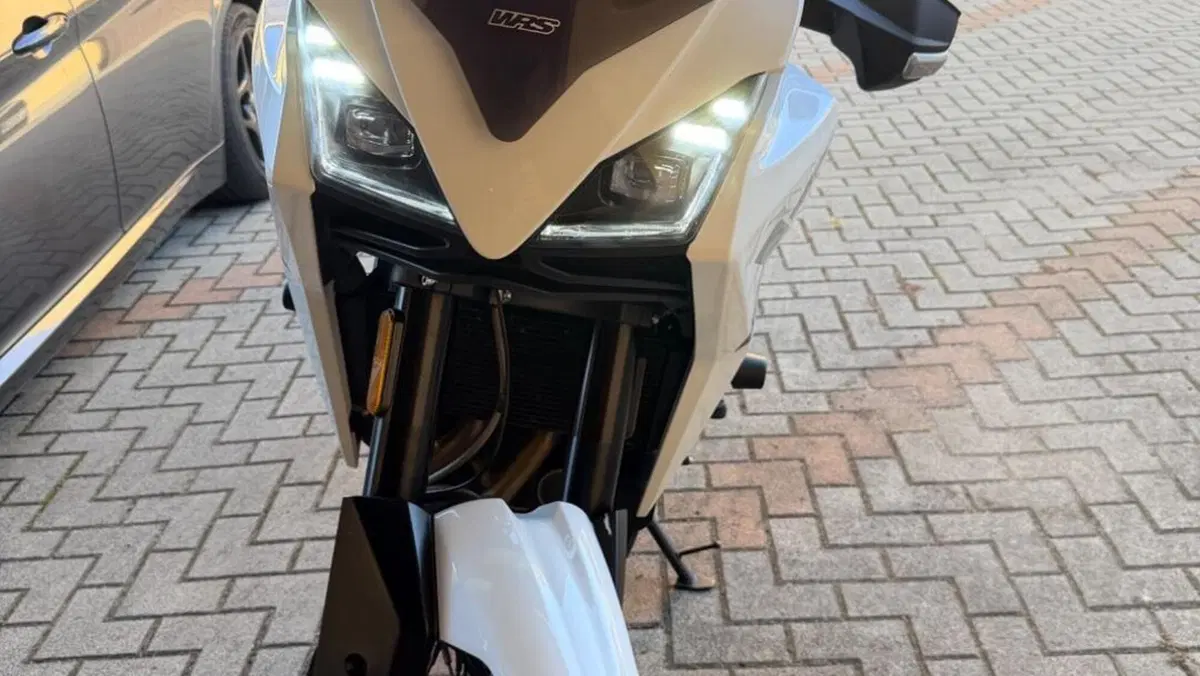 Moto Morini X-Cape 650 (2021 - 26)  (11)