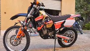 KTM 400 EXC (1999 - 01)  (2)