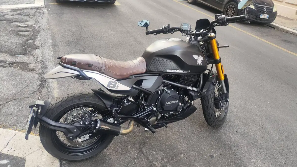 Moto Morini SEIEMMEZZO SCR (2022 - 26)  (2)
