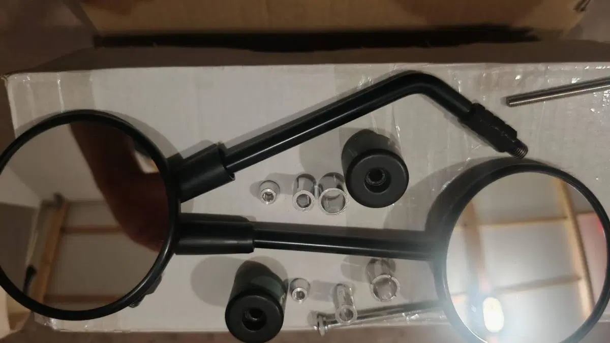 Moto Morini SEIEMMEZZO SCR (2022 - 26)  (10)