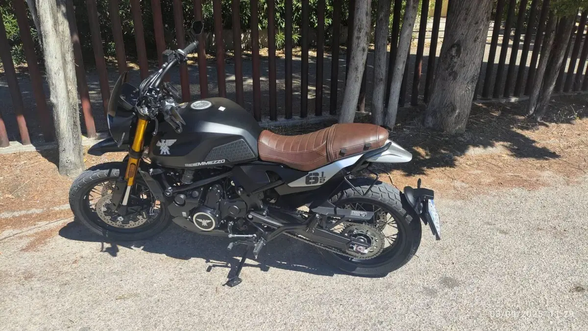 Moto Morini SEIEMMEZZO SCR (2022 - 26)  (5)