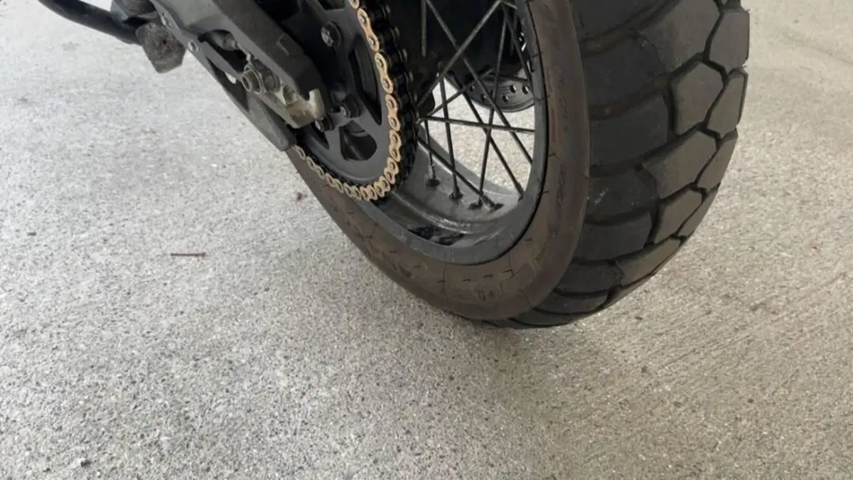 Triumph Tiger 800 XCx (2015 - 17)  (7)