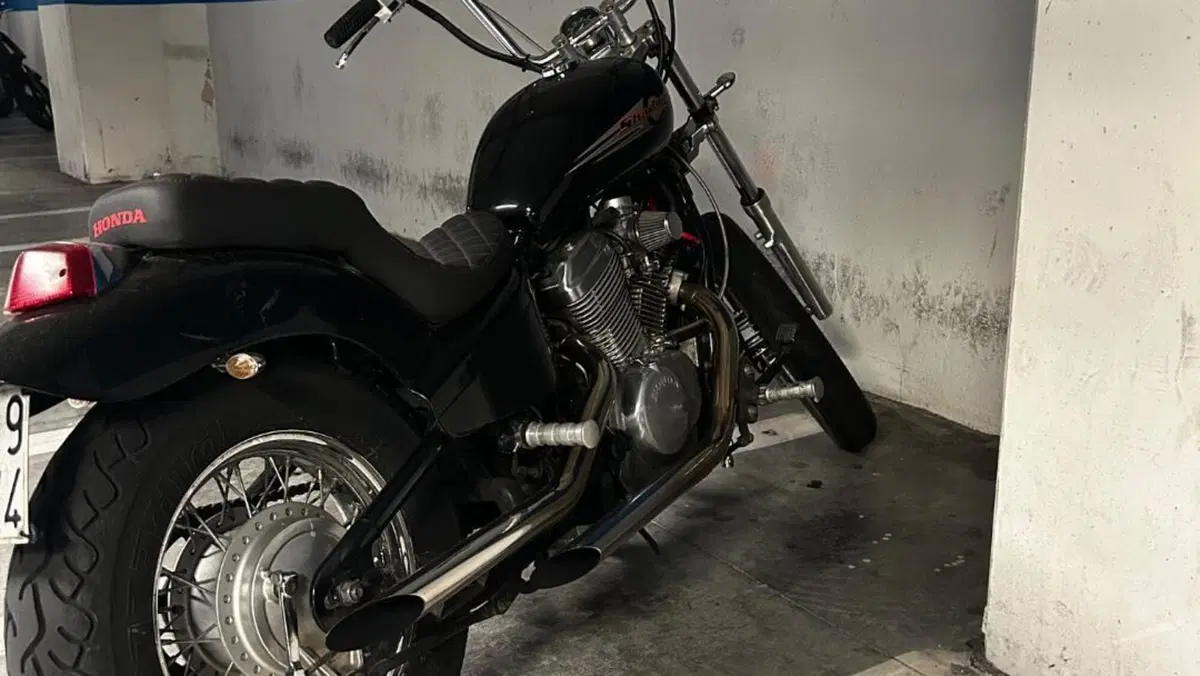 Honda VT 600 C Shadow (1989 - 98)  (4)
