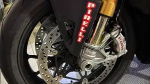 Ducati Panigale V4 S 1100 (2020)  (2)