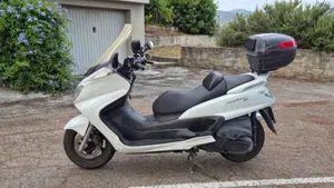 Yamaha Majesty 400 (2004 - 08)  (2)