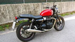 Triumph Street Twin 900 (2017 - 18)  (3)