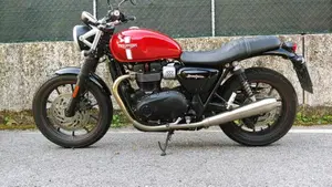 Triumph Street Twin 900 (2017 - 18)  (9)