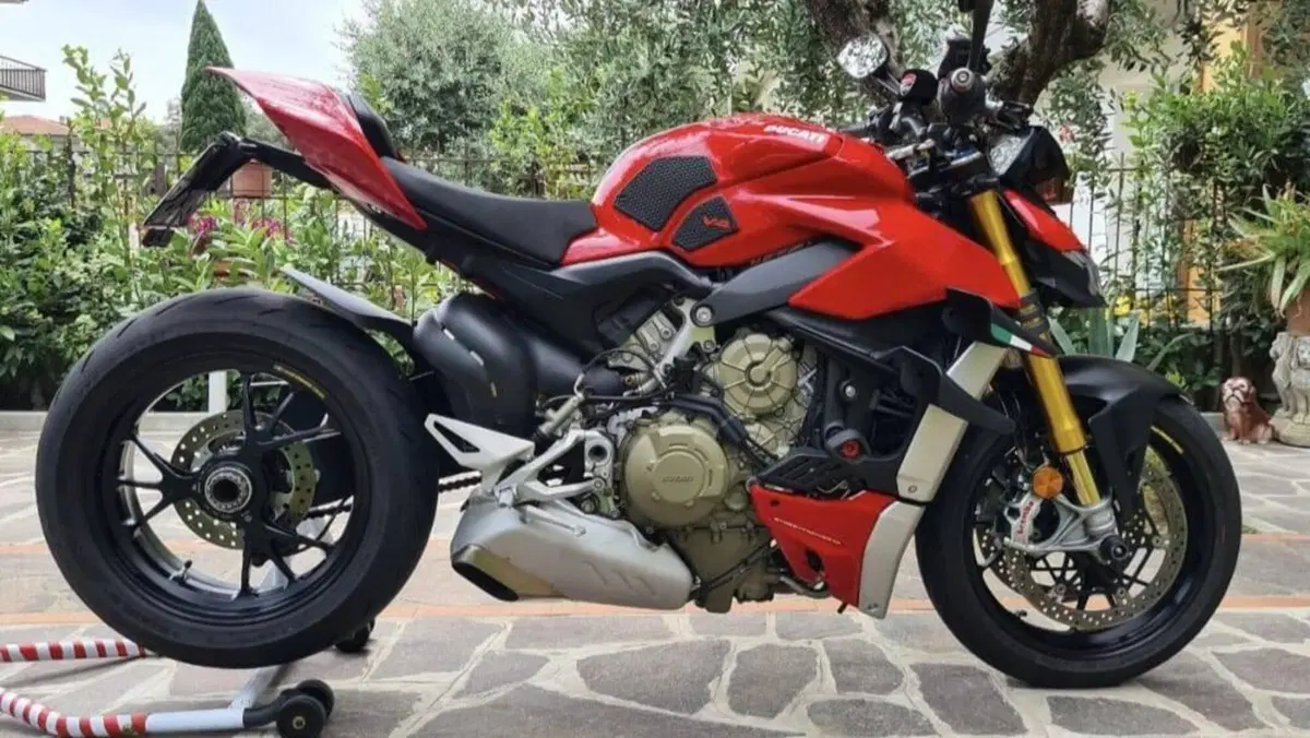 Ducati Streetfighter V4 1100 S (2020)  (2)