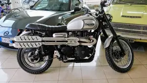 Triumph Scrambler (2006 - 17)  (2)