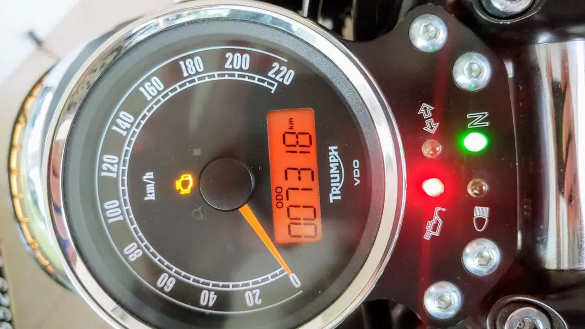 Triumph Scrambler (2006 - 17)  (7)