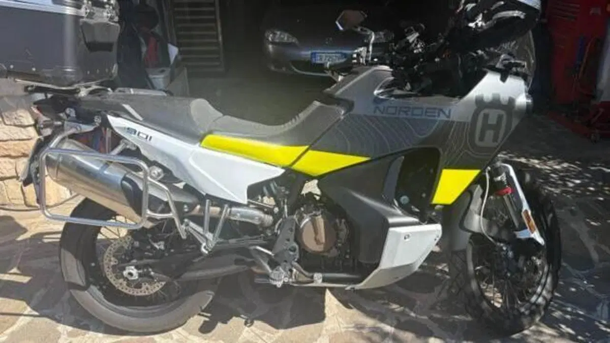 Husqvarna Norden 901 (2022 - 26)  (5)