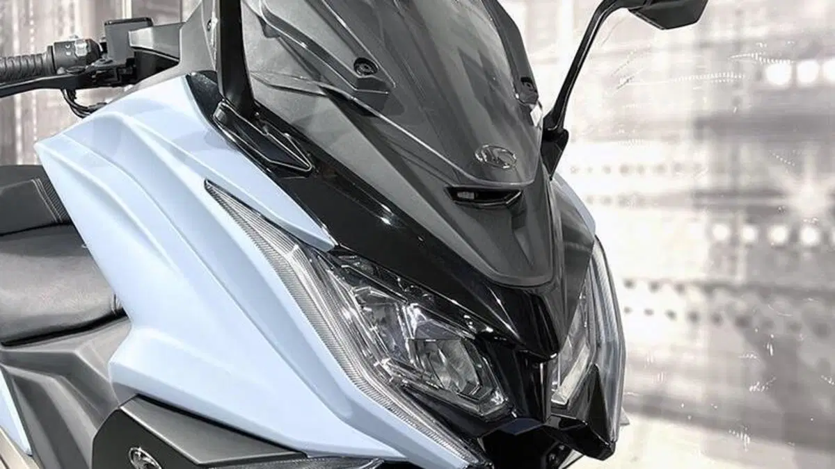 Kymco AK 550 ETS (2021 - 26)  (9)