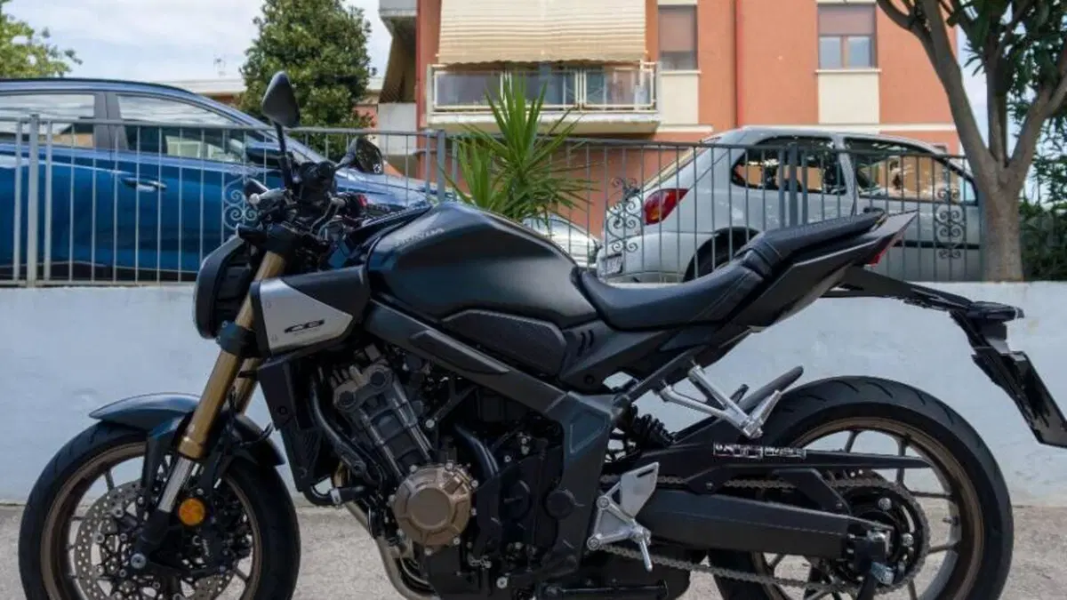 Honda CB 650 R (2024 - 25)  (7)
