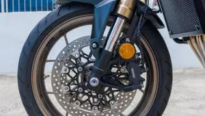 Honda CB 650 R (2024 - 25)  (8)