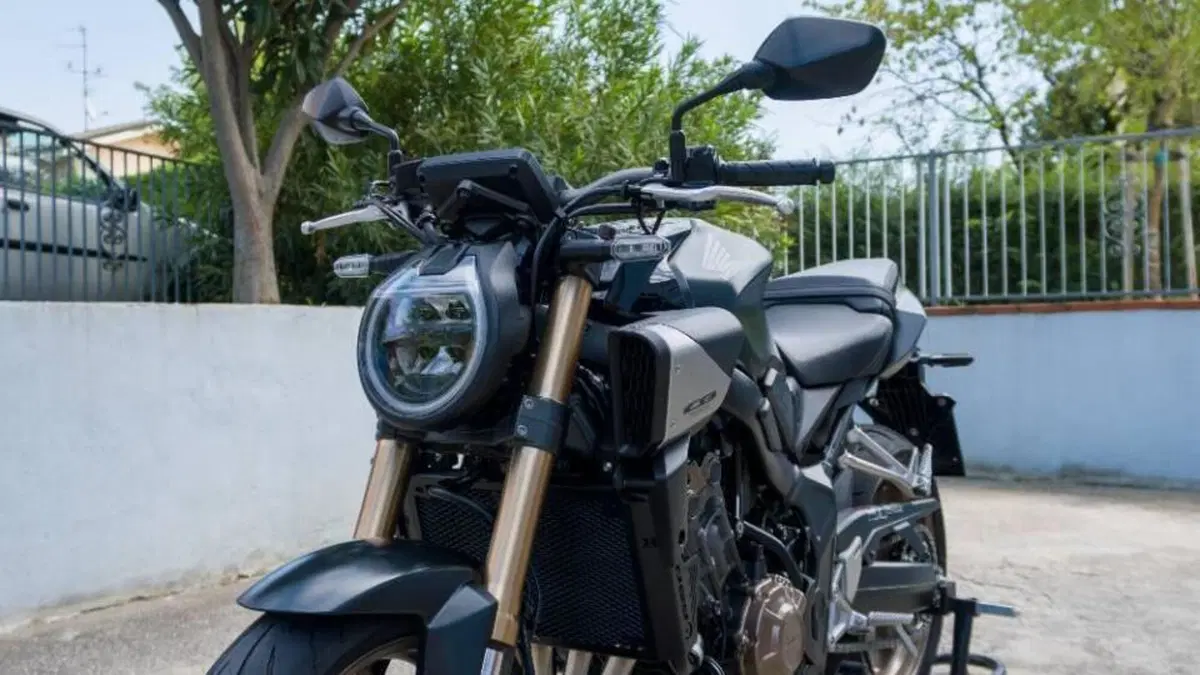Honda CB 650 R (2024 - 25)  (9)