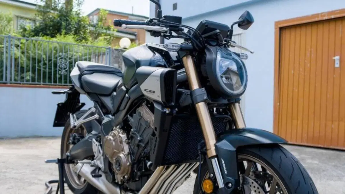Honda CB 650 R (2024 - 25)  (10)