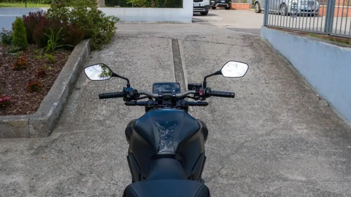 Honda CB 650 R (2024 - 25)  (12)