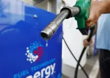Bonus benzina da 100 euro, il piano del governo: chi potrà averlo?