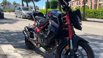 Honda CB 750 Hornet (2023 - 24) usata