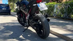 Honda CB 750 Hornet (2023 - 24)  (4)