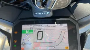Honda CB 750 Hornet (2023 - 24)  (5)