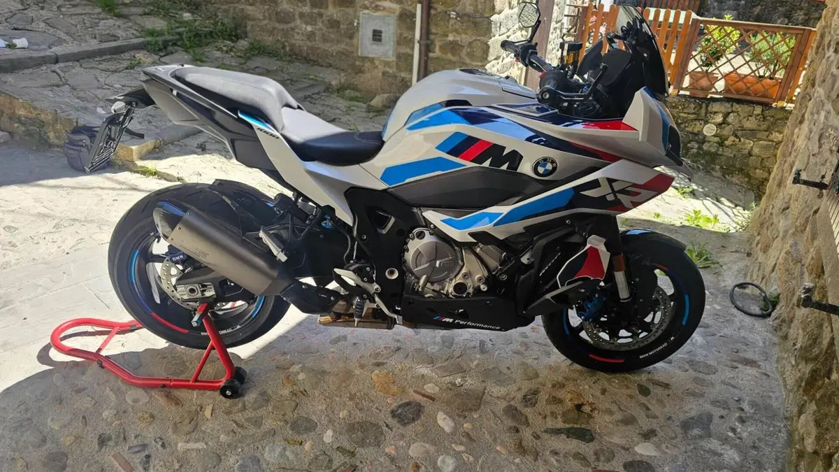 Bmw M 1000 XR (2024 - 27)  (7)
