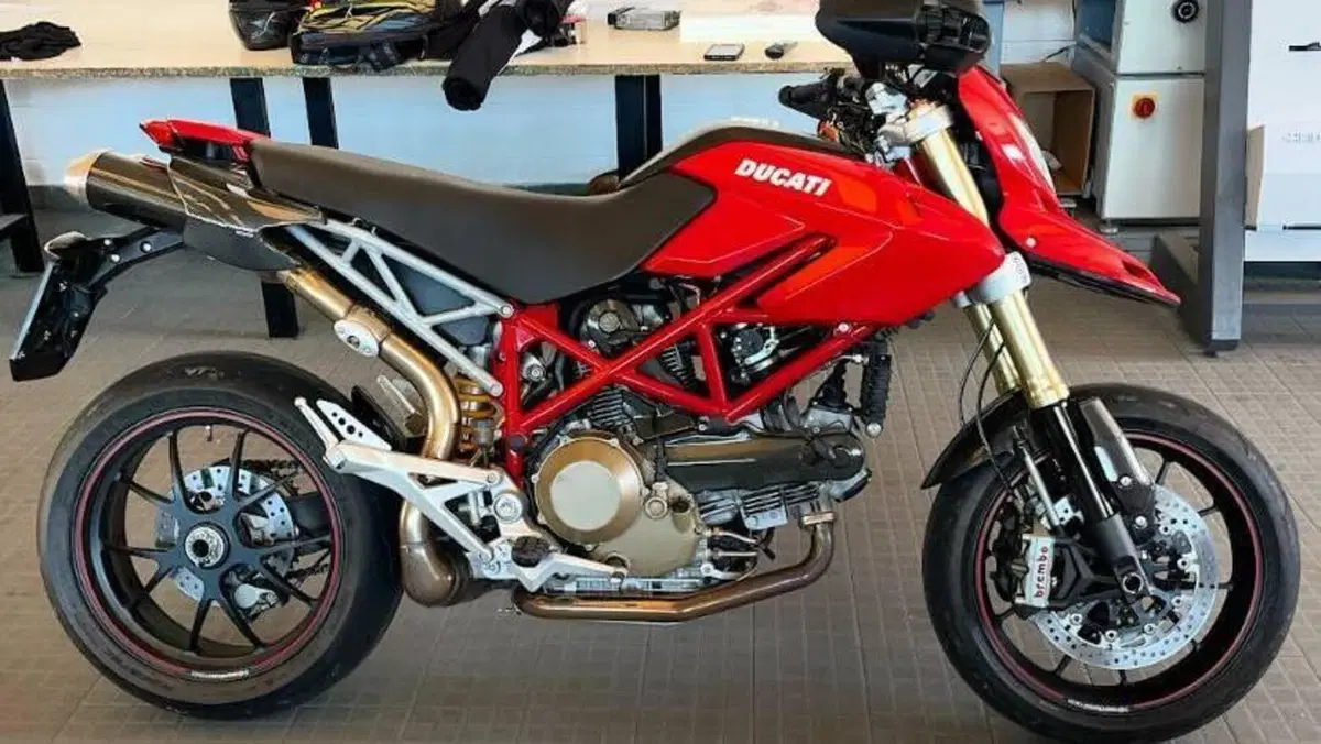 Ducati Hypermotard 1100 S (2007 - 09)  (3)